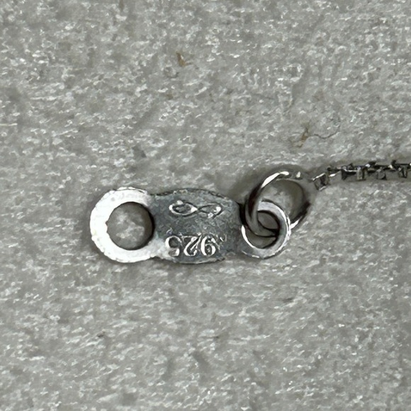 925 Silver Crystal Pendant Necklace Infinity Symbol Teardrop/Eye Shape 18" Chain - Picture 16 of 16